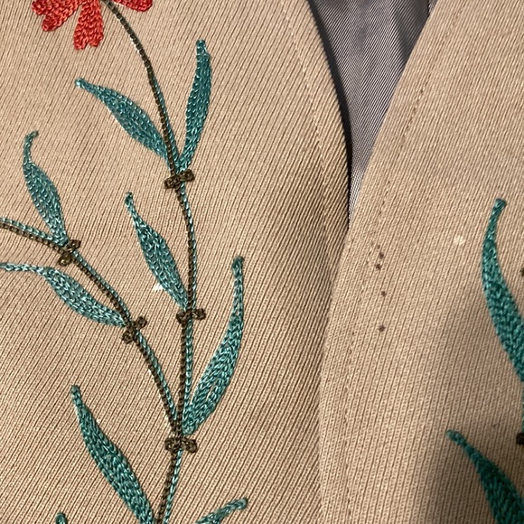 H Bar C Ranchwear Tan Embroidered Western Vest - Picture 3 of 6